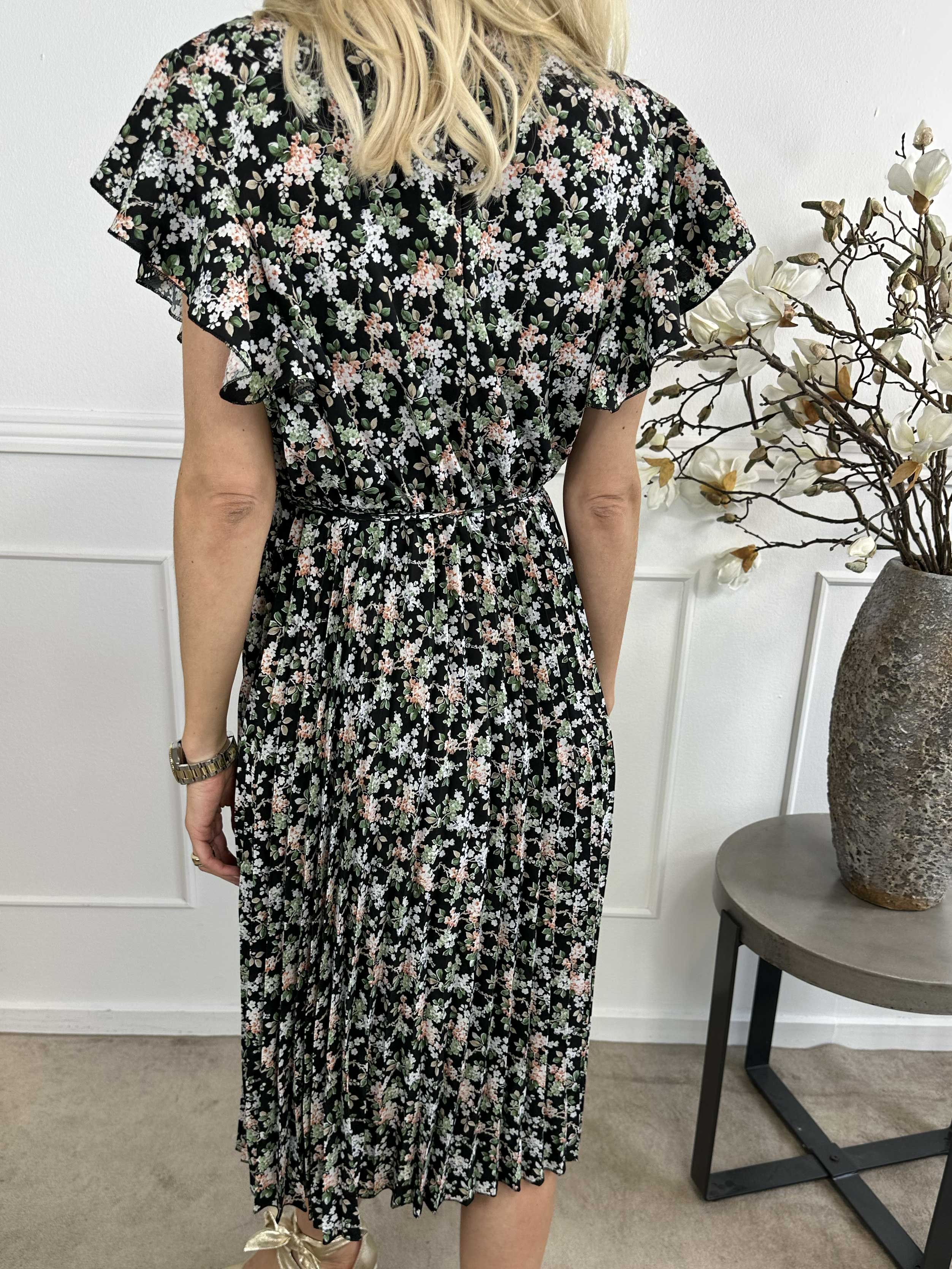 Callidora - Kjole i blomsterprint med plisseringer og flæser